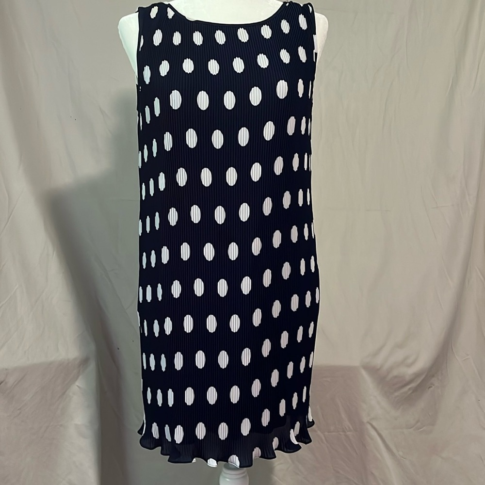Vivienne Tam Navy Blue polka dot pleated dress EUC
